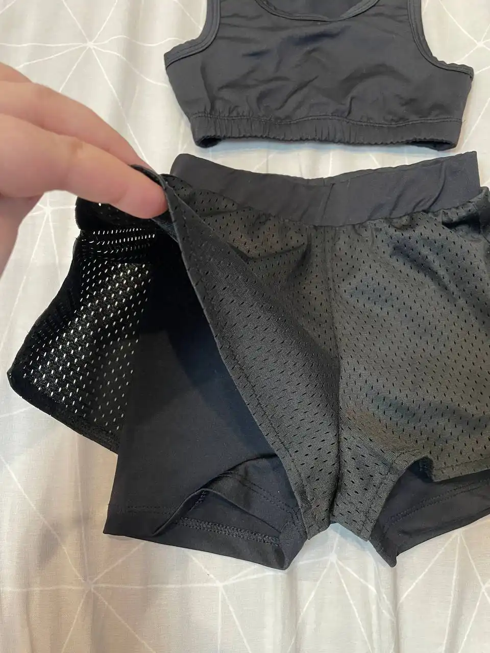 Продажа детских костюмов для гимнастики/акробатики