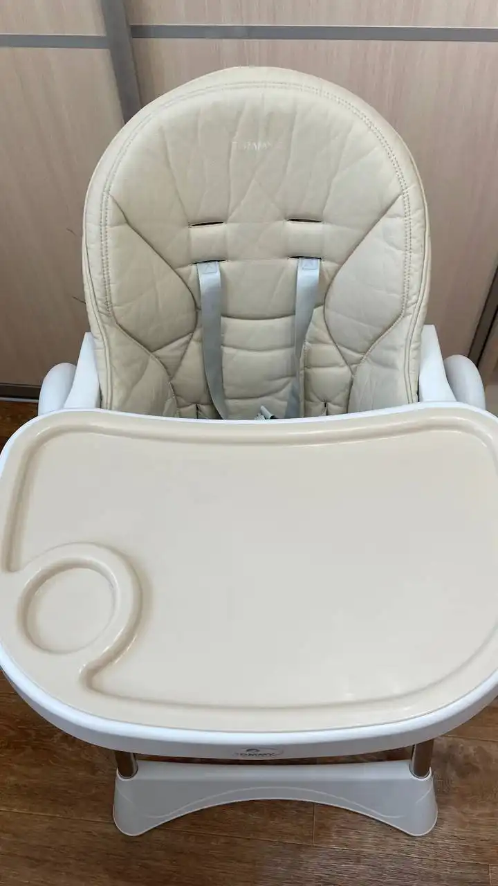 Детский стульчик для кормления Tommy 2/1