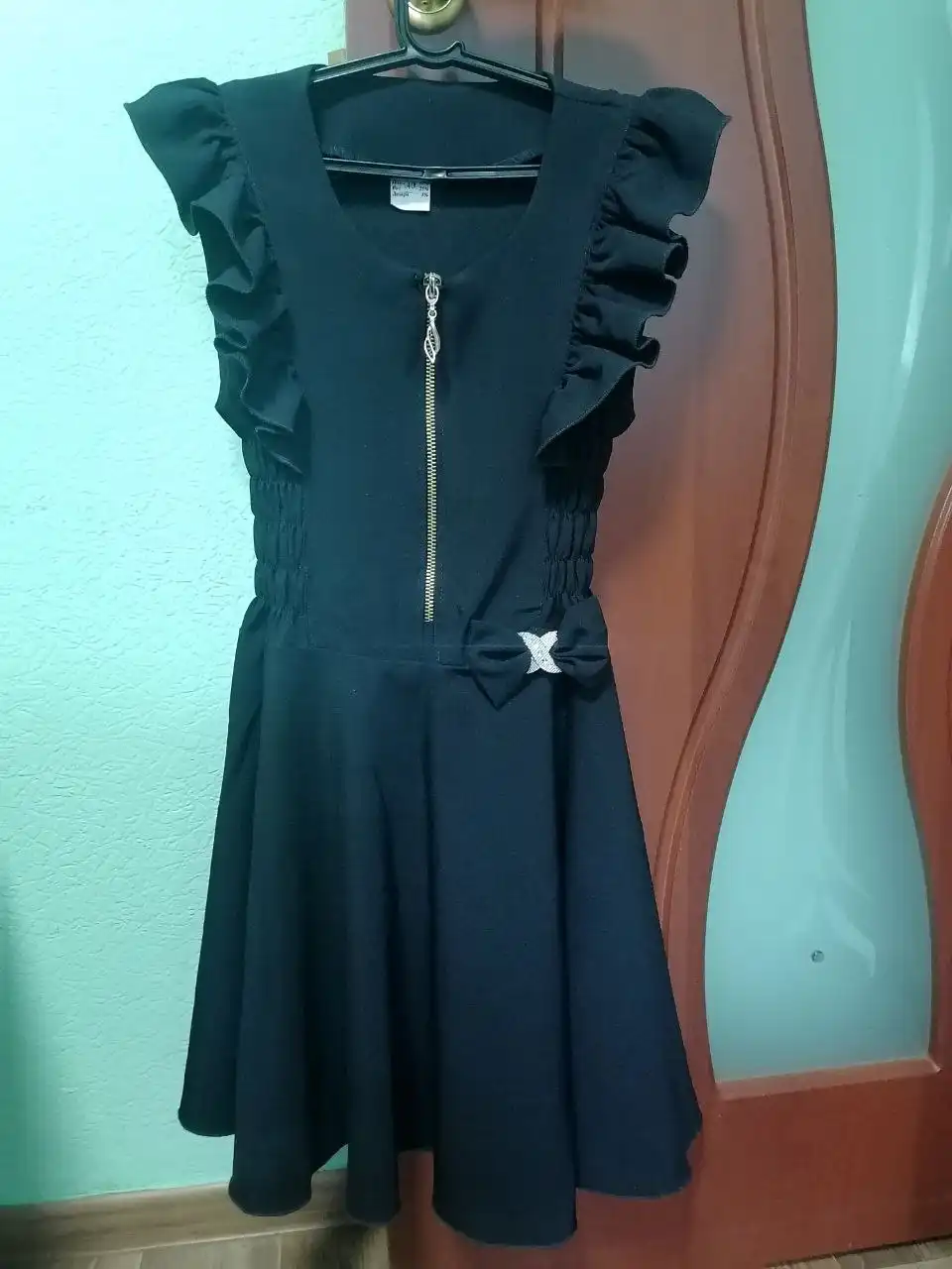 Продам школьный сарафан в идеальном состоянии
