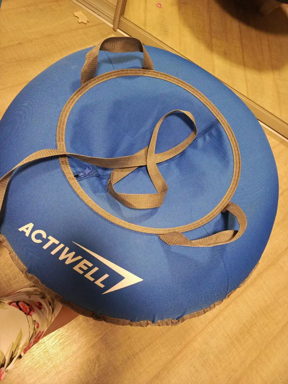 Продам детскую ватрушку 75 см