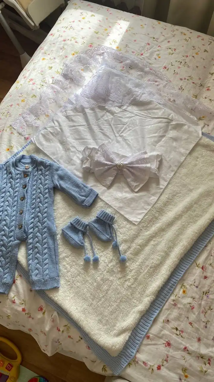 Детский зимний костюм с шапочкой