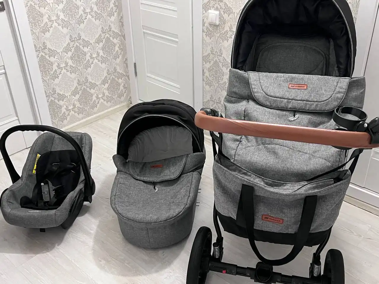 Продажа коляски 3 в 1 - Детские коляски (Товары для детей) в Сургут