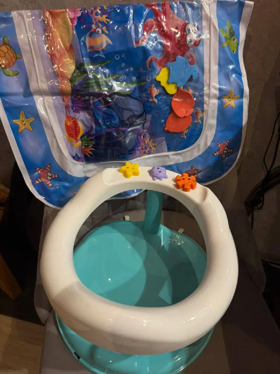Стульчик для купания с водным ковриком - Для купания (Товары для детей) в Сургут