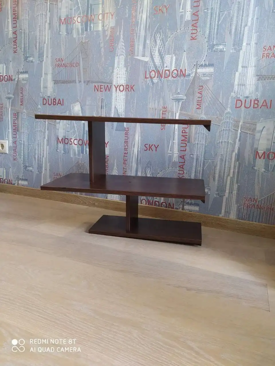 Полочки для пенала и стены - Барахолка в Сургут