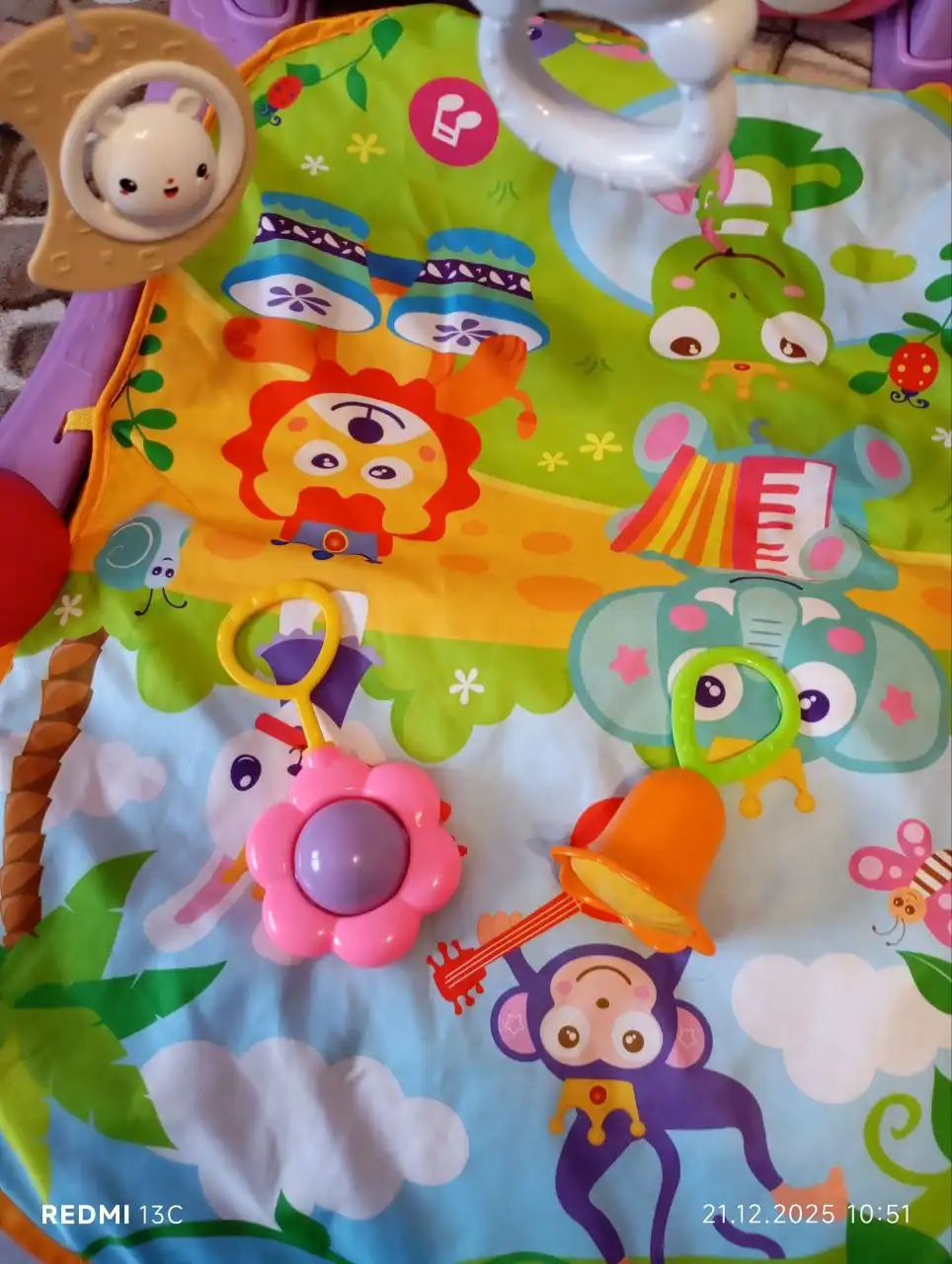 Продажа музыкального коврика с погремушками - Игрушки (Товары для детей) в Сургут