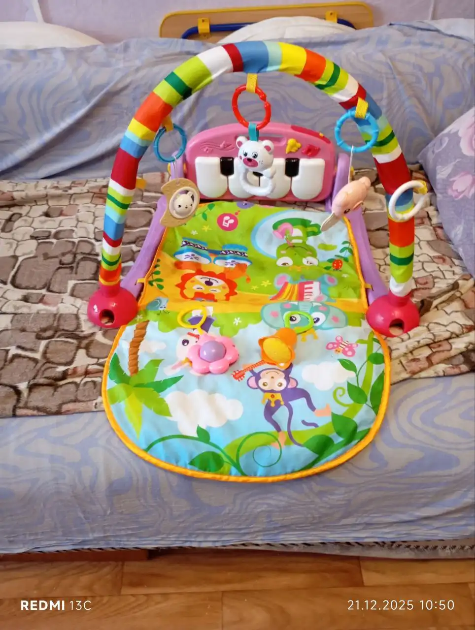 Продажа музыкального коврика с погремушками - Игрушки (Товары для детей) в Сургут