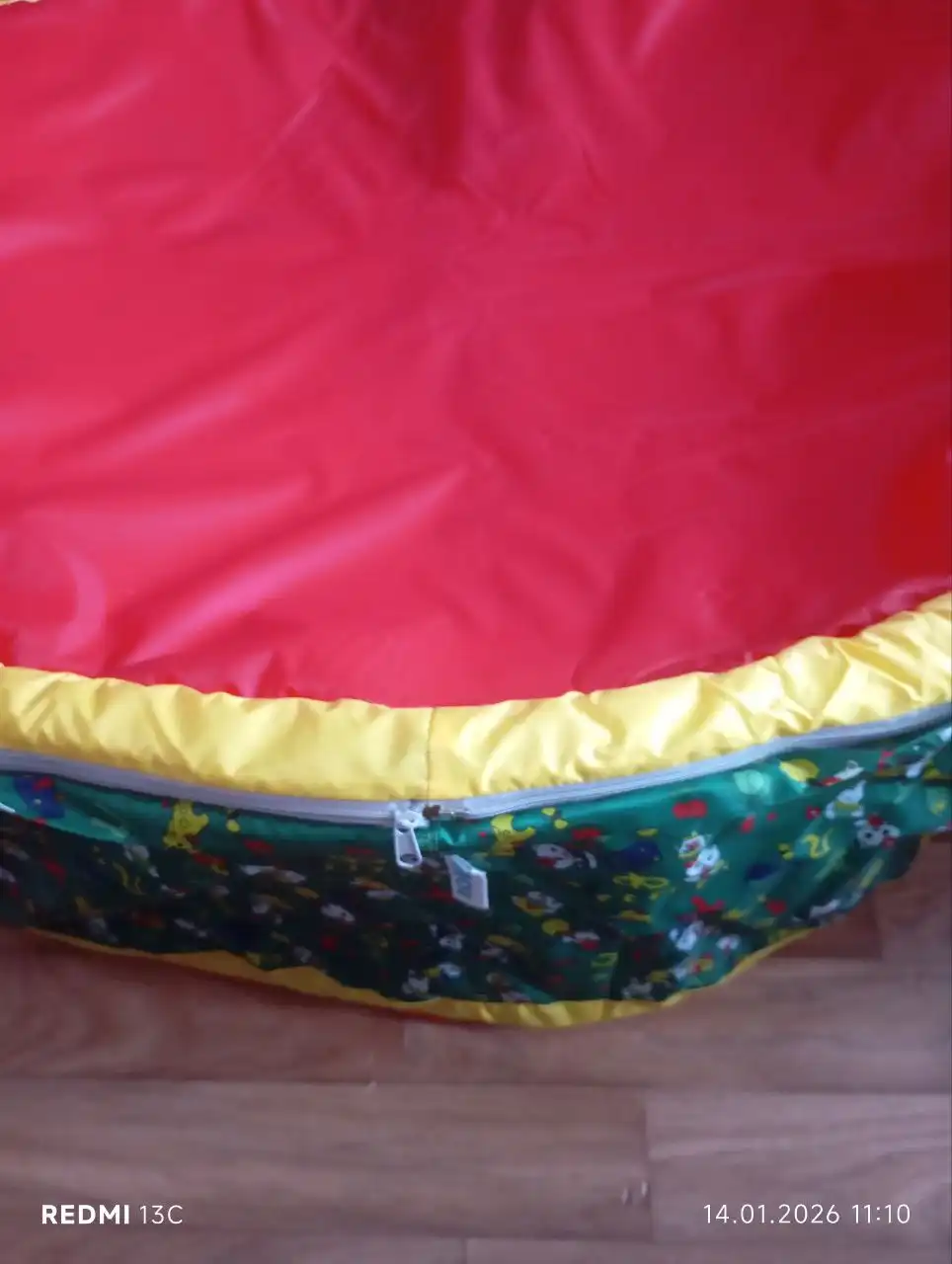 Продам сухой бассейн б/у с 360 шариками - Игровые товары (Товары для детей) в Сургут