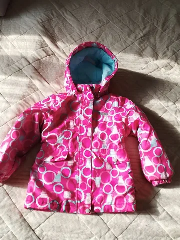 Куртка демисезон 110 размер - Аксессуары в Сургут