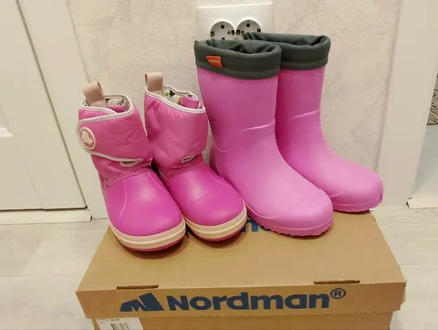 Сапоги демисезонные Nordman и Crocs детские - Игрушки в Сургут