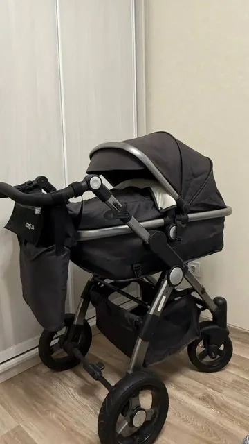 Продам коляску-трансформер LUXMOM 600 - Электрокачели в Сургут