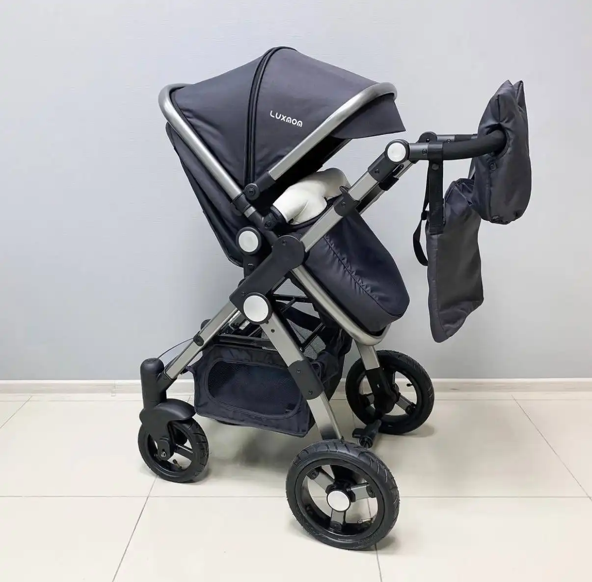 Продам коляску-трансформер LUXMOM 600 - Детские коляски (Товары для детей) в Сургут