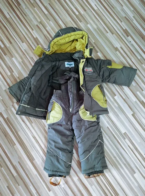 Зимний костюм 86 размера - Школьная форма в Сургут