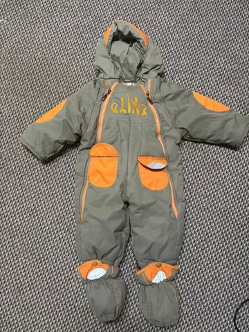 Продам зимний комбинезон для детей - Горшки в Сургут