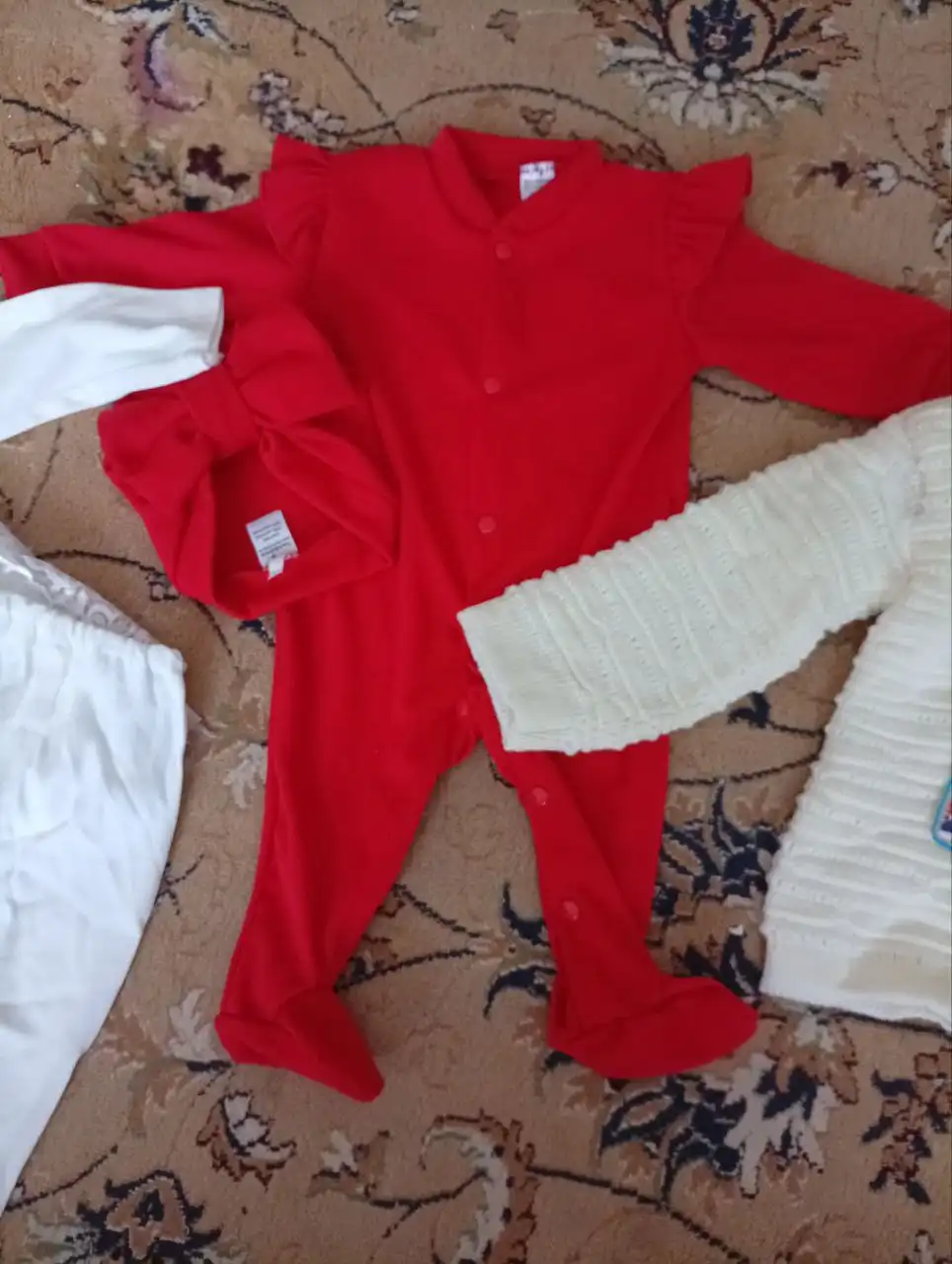 Детская одежда 0-6 месяцев - Одежда (Товары для детей) в Сургут