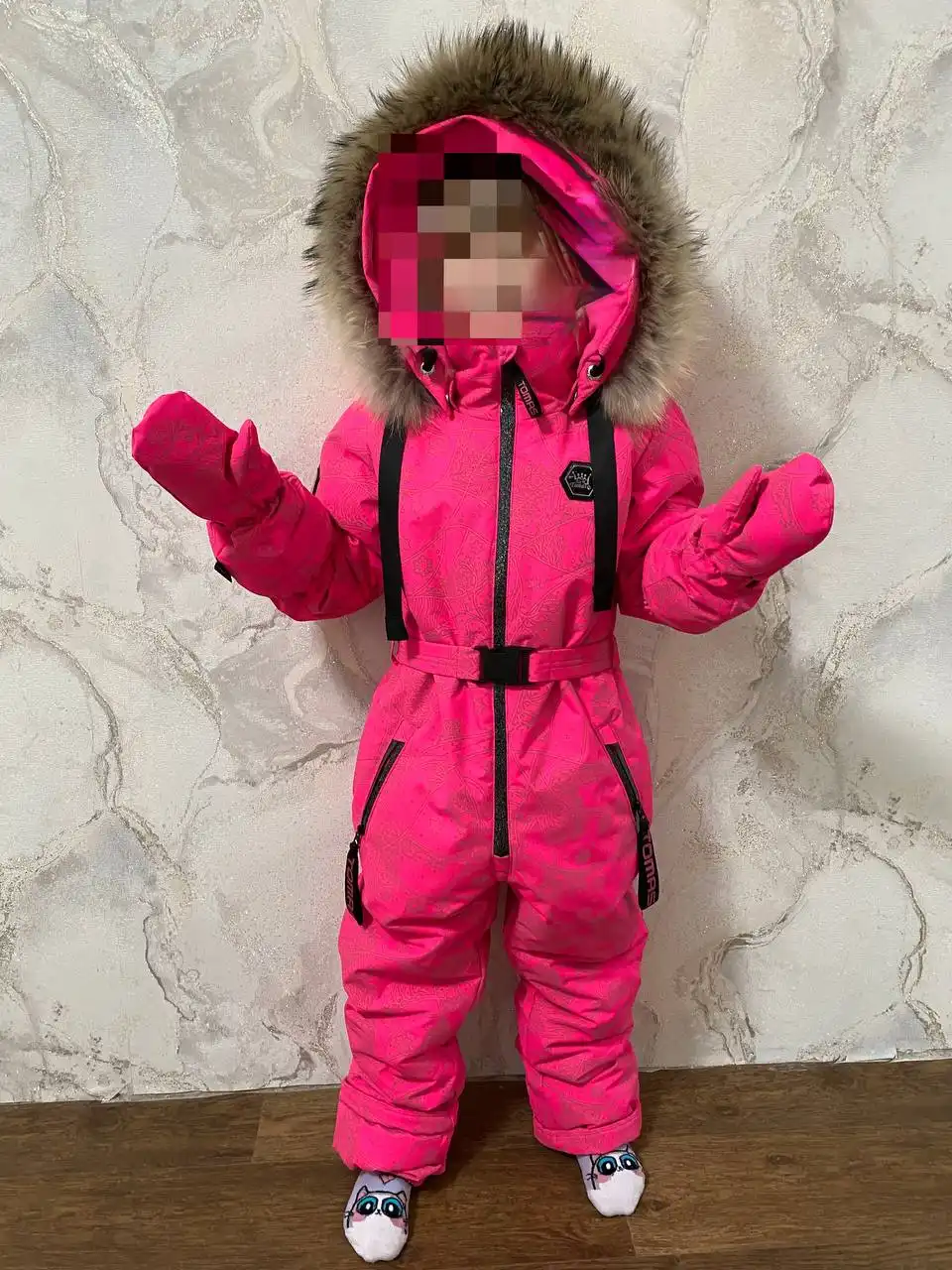 Продам зимний комбинезон для девочки Томас 128 - Одежда (Товары для детей) в Сургут