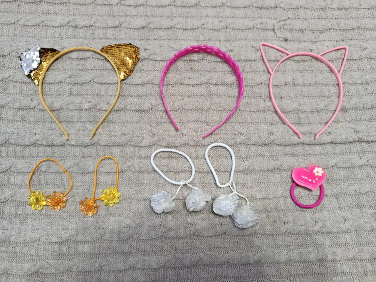 Ободки и резинки для волос - Аксессуары для волос (Товары для детей) в Сургут