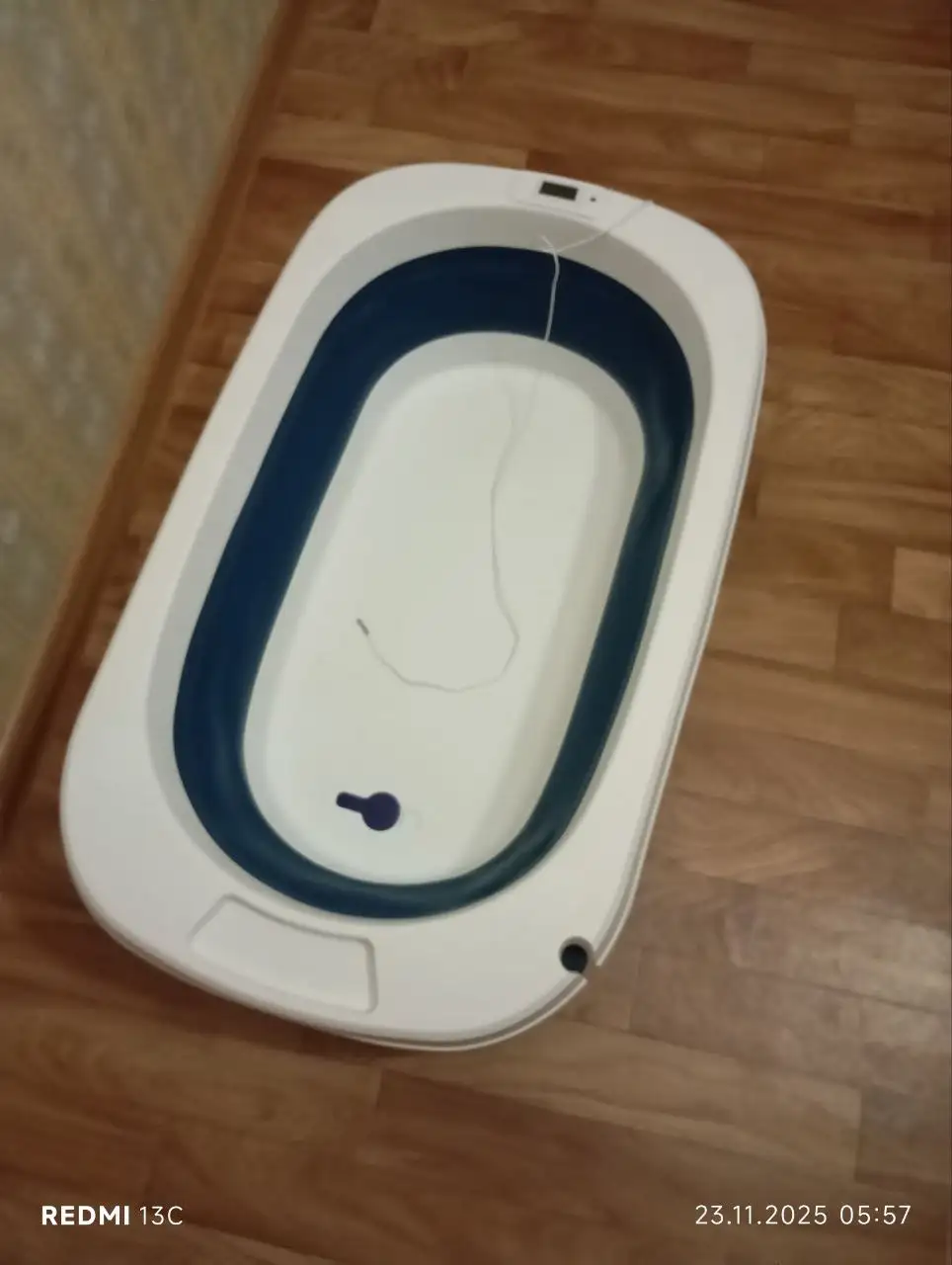 Ванночка детская складная с горкой и термометром - Детская гигиена (Товары для детей) в Сургут