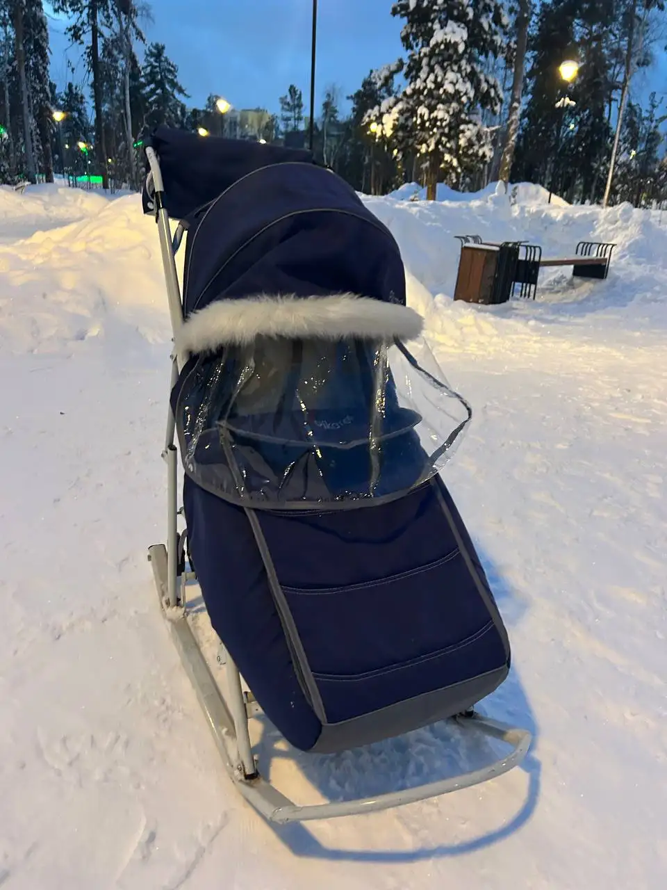 Санки коляска с дефектами - Барахолка в Сургут