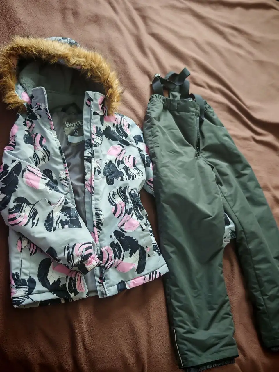 Комплект детской одежды 122-128 см - Детская одежда (Одежда) в Сургут