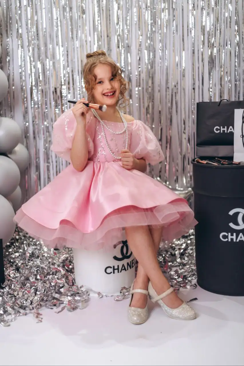 Платье принцессы нежно-розового цвета с пайетками и кружевом - Детская одежда (Одежда) в Сургут