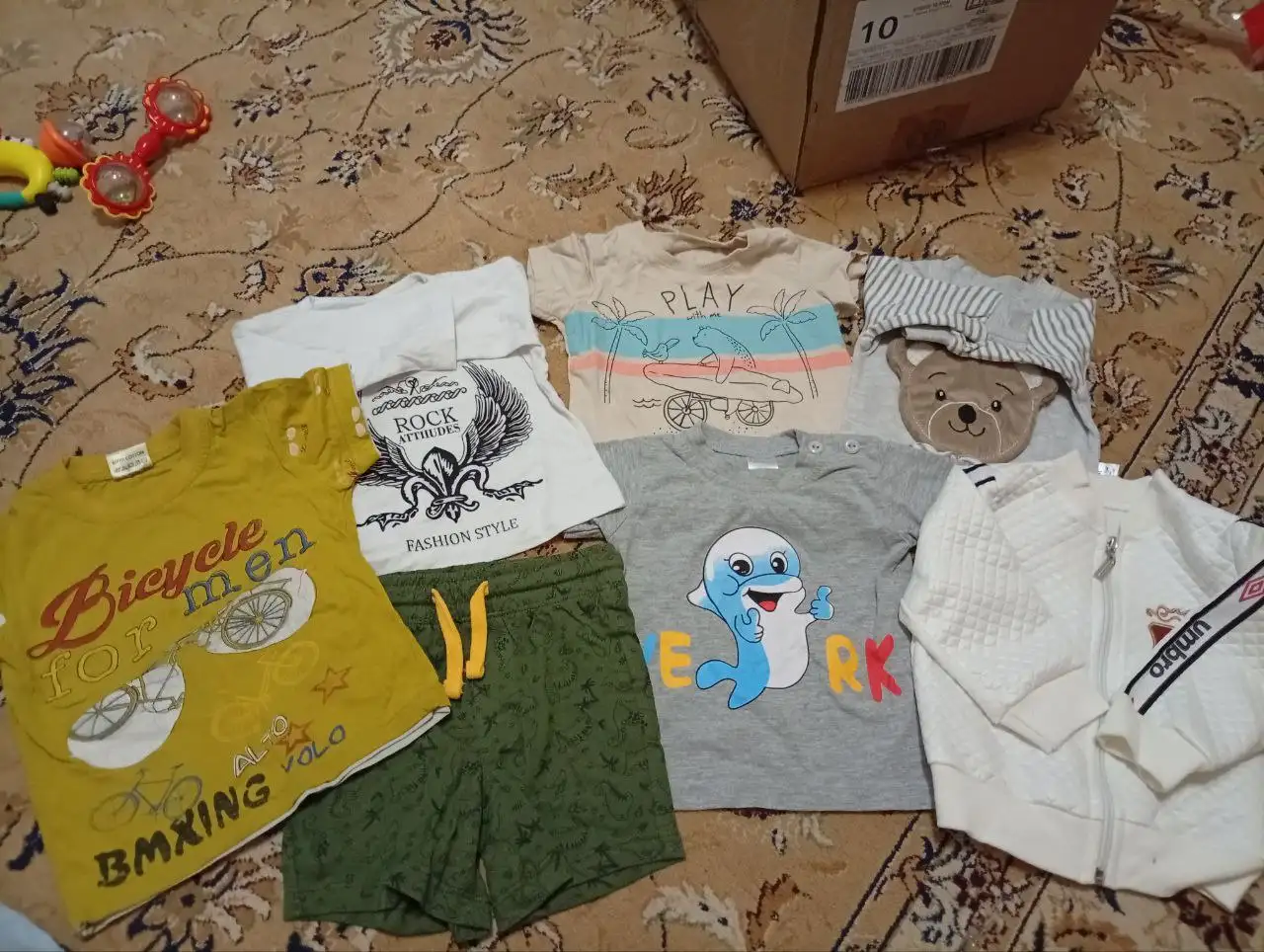 Детская одежда от 0 до 6 месяцев - Одежда (Товары для детей) в Сургут