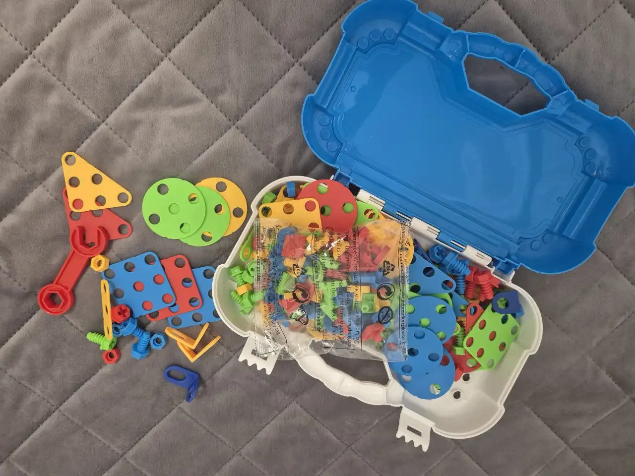 Конструктор Новый - Конструкторы (Товары для детей) в Сургут