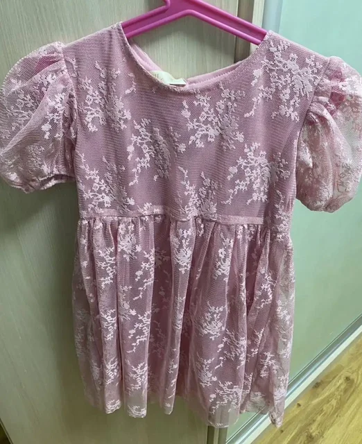 Новые платья размер 110 - Блузки в Сургут