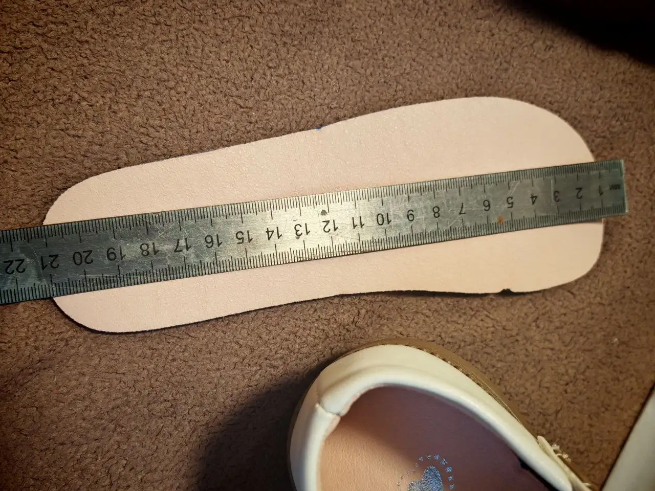 Новая обувь на девочку - Детская обувь (Одежда) в Сургут