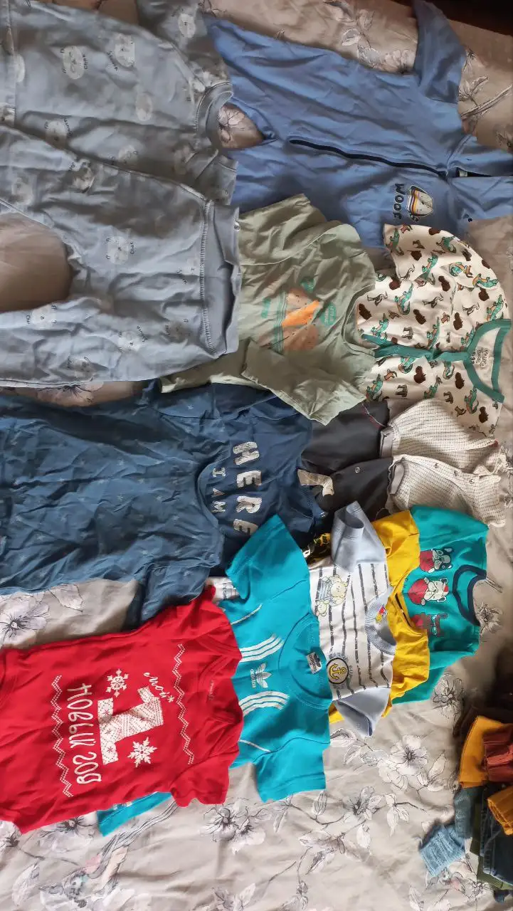 Пакет вещей для мальчика размер 80-86 - Одежда для детей (Товары для детей) в Сургут