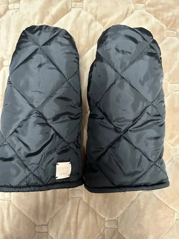 Варежки на коляску теплые - Одежда для девочек в Сургут