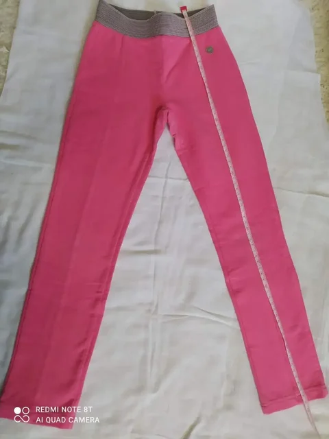 Детские брючки на 7 лет в отличном состоянии - Стульчики для кормления в Сургут