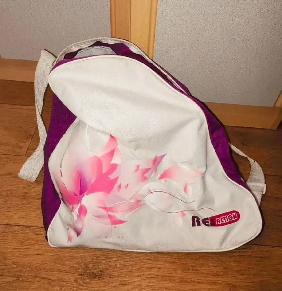 Ролики re:action (Спортмастер) с защитой и чехлом - Роликовые коньки (Хобби и отдых) в Сургут