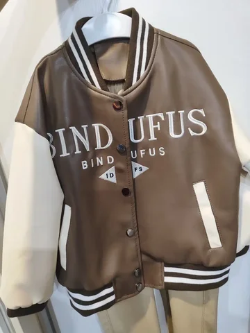 Детский кожаный костюм размер 110 - Сумки в Сургут