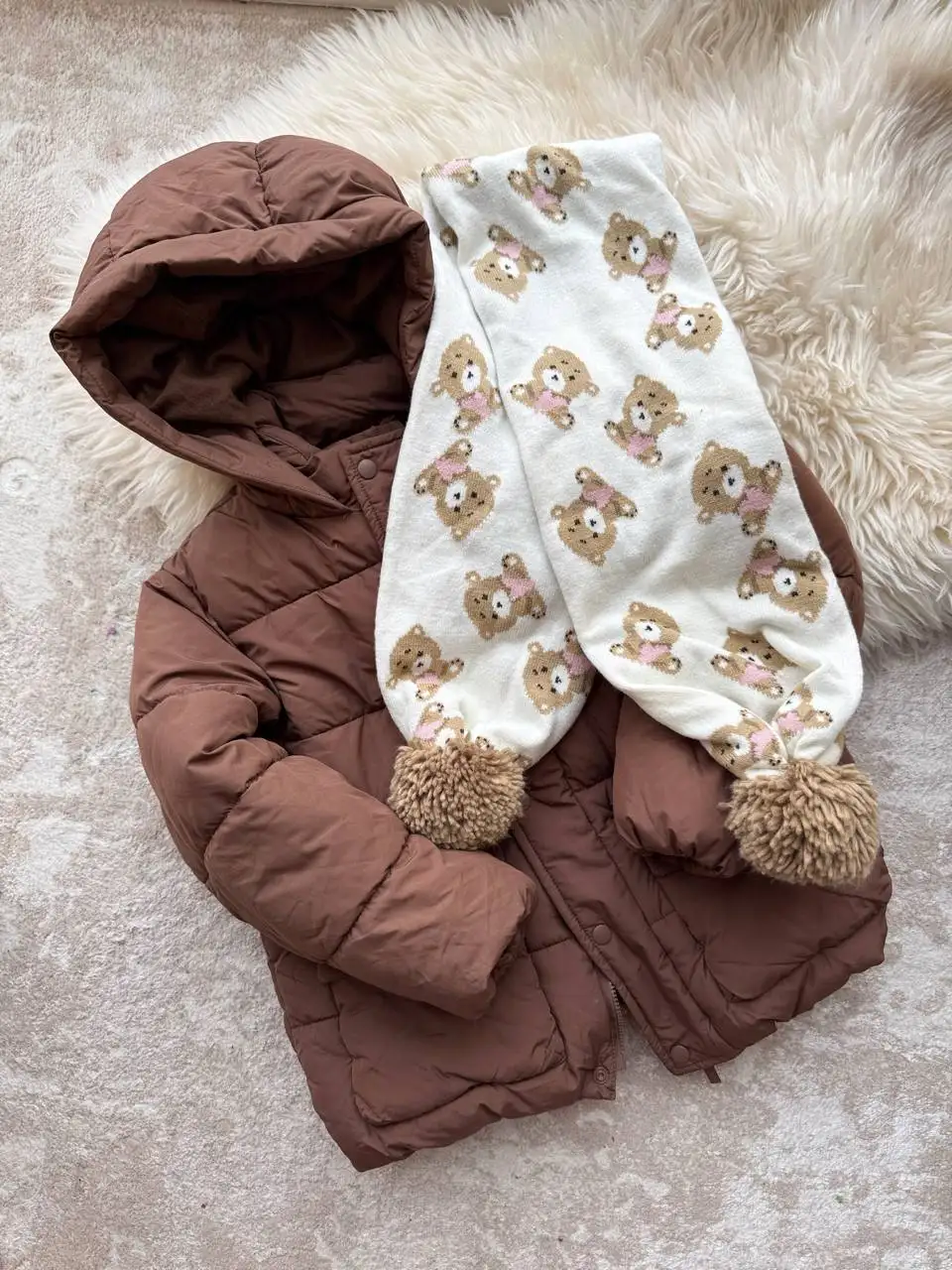 Пуховик детский на весну с шарфом - Детская одежда (Одежда) в Сургут