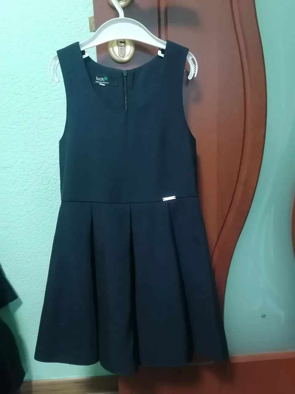 Продажа школьных сарафанов в идеальном состоянии - Детская одежда (Одежда) в Сургут