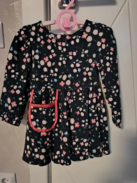 Платье детское в отличном состоянии - Детская одежда и игрушки в Сургут