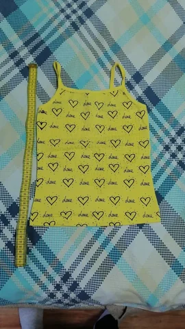 Продам топ на девочку в идеальном состоянии - Головные уборы в Сургут