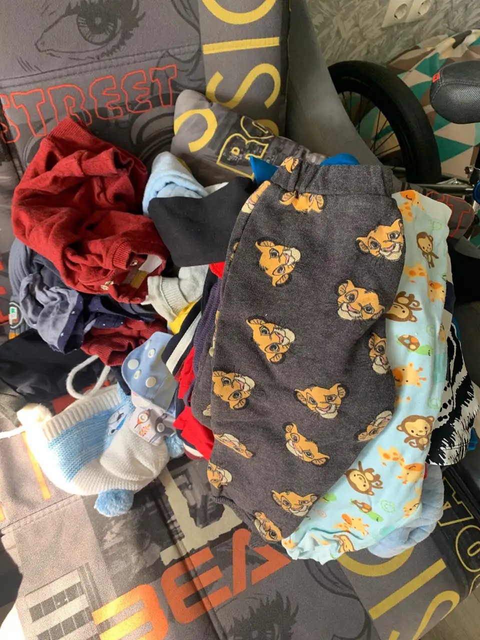 Детская одежда до года бесплатно - Одежда (Товары для детей) в Сургут