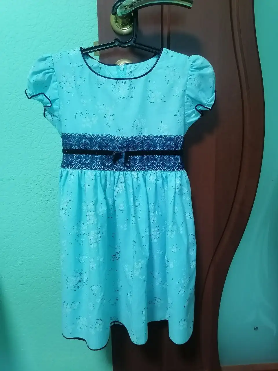 Продажа детских вещей по 500 рублей за вещь - Товары для детей в Сургут