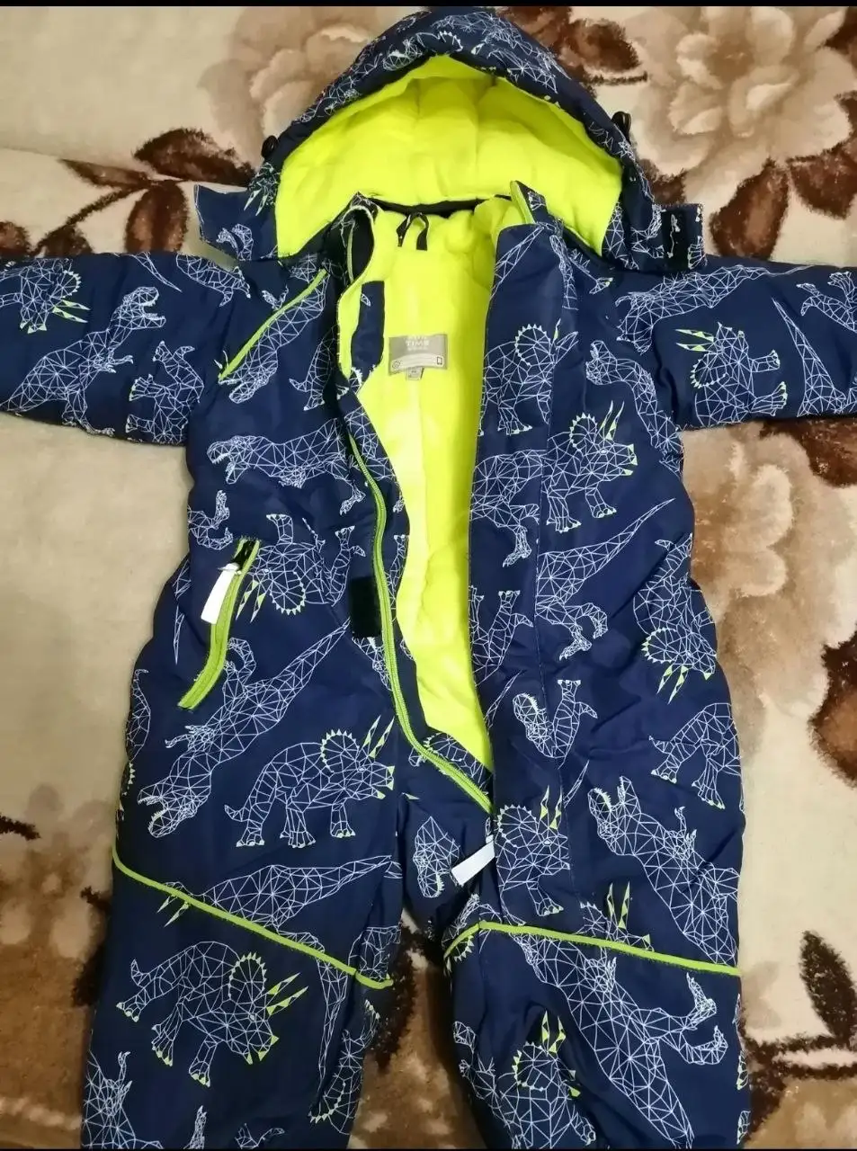 Продам детский комбинезон Fun Time рост 86 - Одежда (Товары для детей) в Нижневартовск