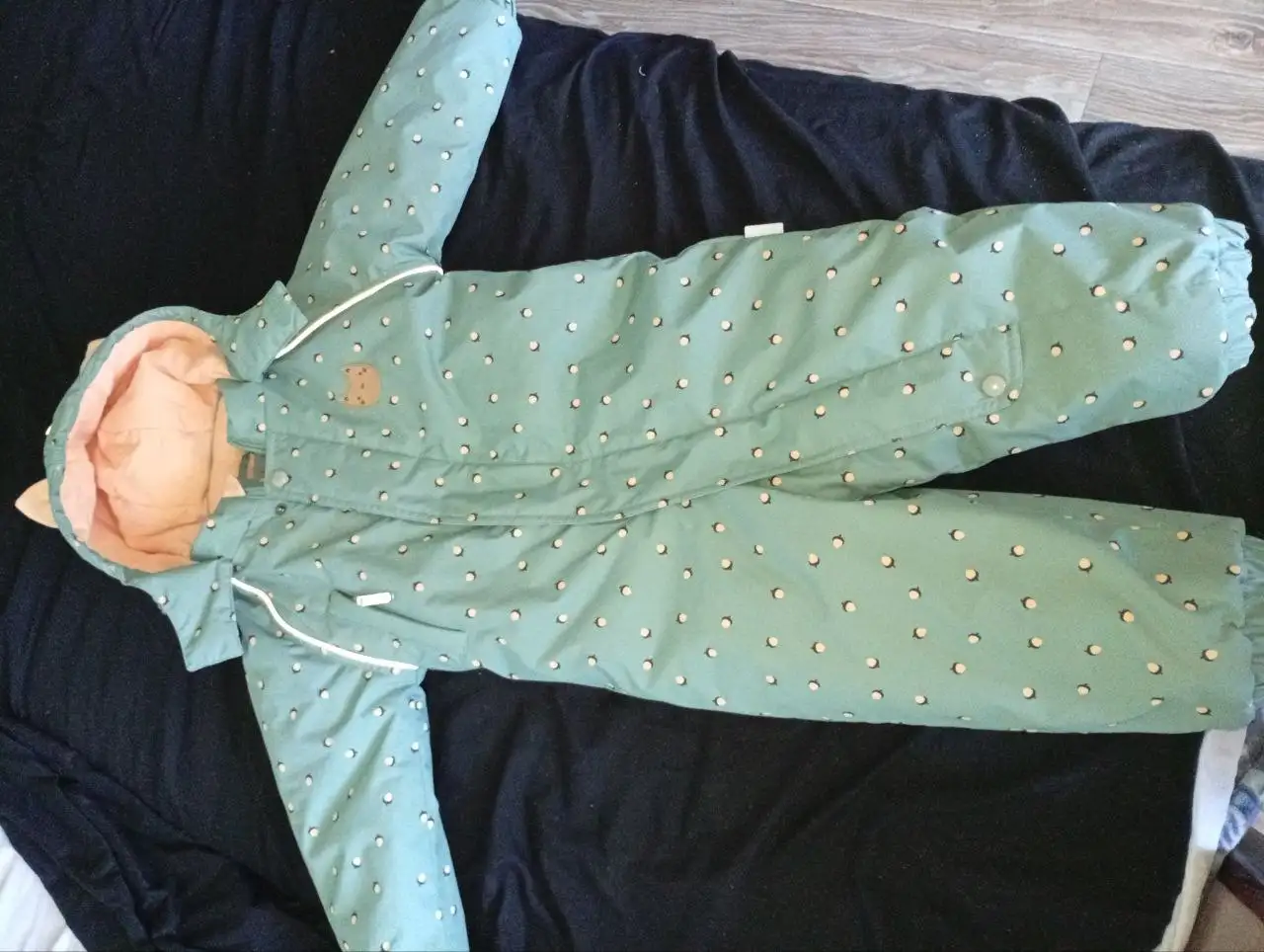 Детский комбинезон теплый и удобный - Одежда (Товары для детей) в Сургут