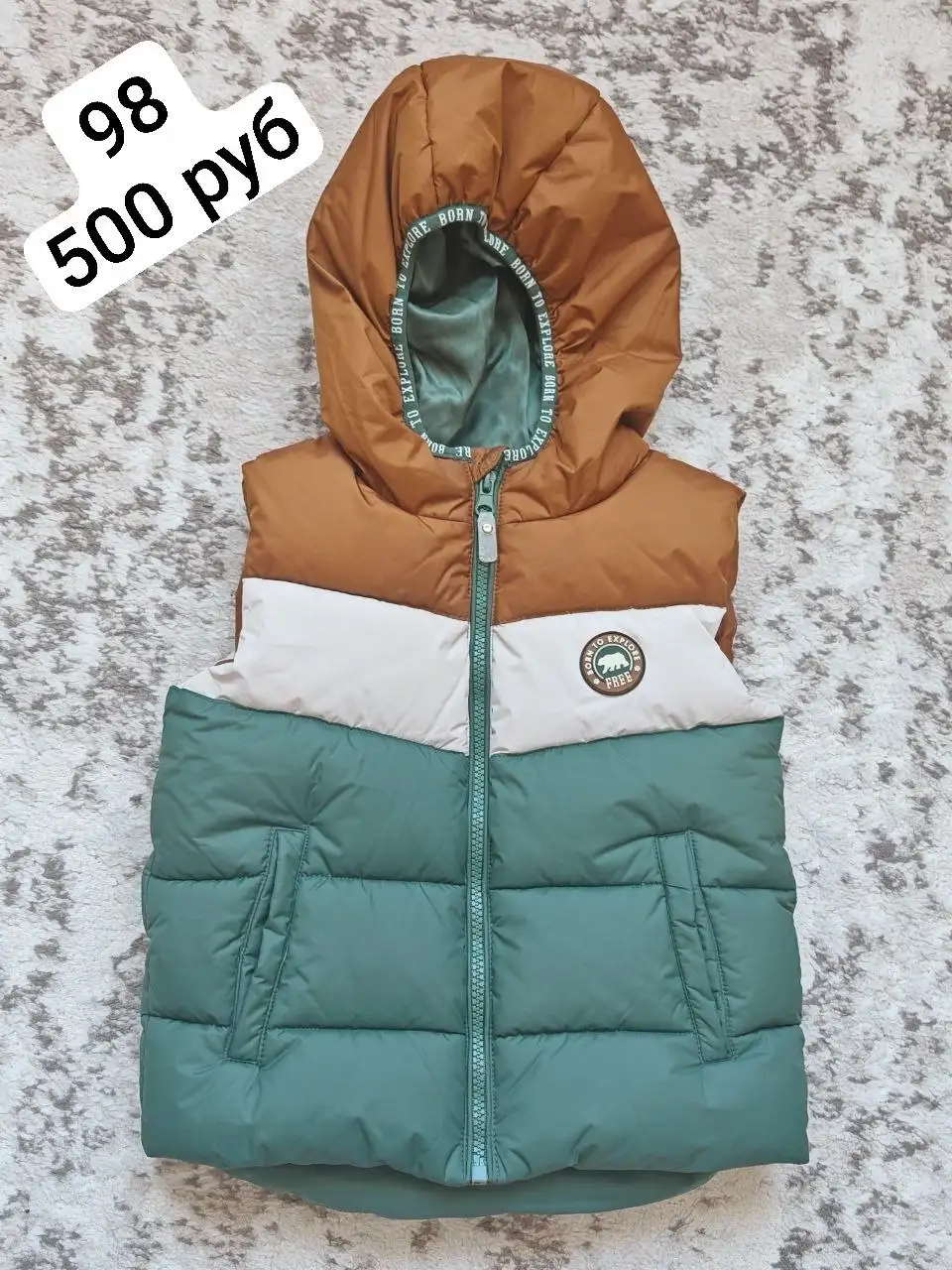 Детская одежда: жилетка и анорак - Детская одежда (Одежда) в Сургут