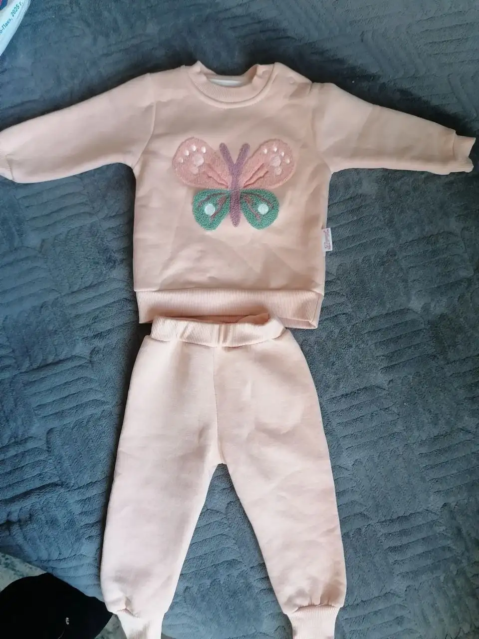 Продажа детских вещей в отличном состоянии - Товары для детей в Сургут