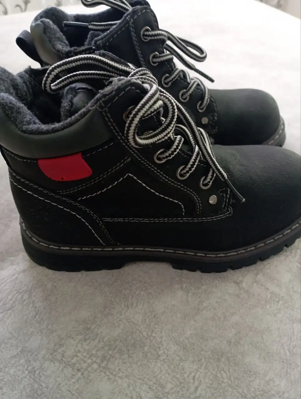 Ботинки демосезонные 28 и 29 размер - Обувь (Товары для детей) в Сургут