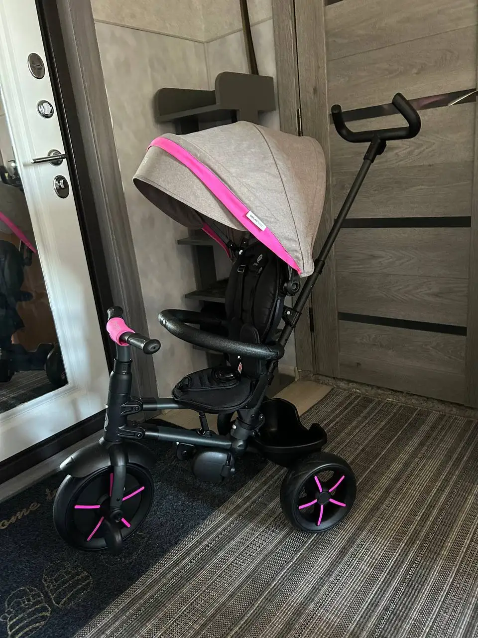 Продам новый трехколесный велосипед 3в1 - Велосипеды и самокаты (Товары для детей) в Сургут