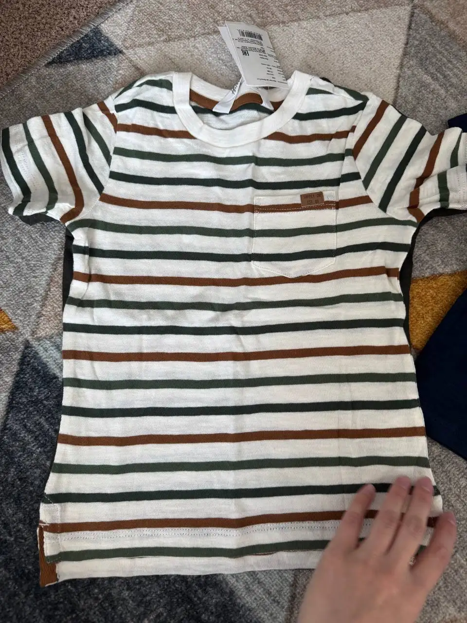 Две футболки H&M 98/104 - Одежда (Товары для детей) в Сургут