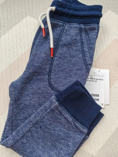 Спортивные штаны H&M размер 92 - Пеленки в Сургут