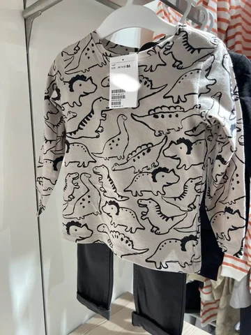 H&M джинсы и лонг р.86 - Детская одежда и обувь в Сургут