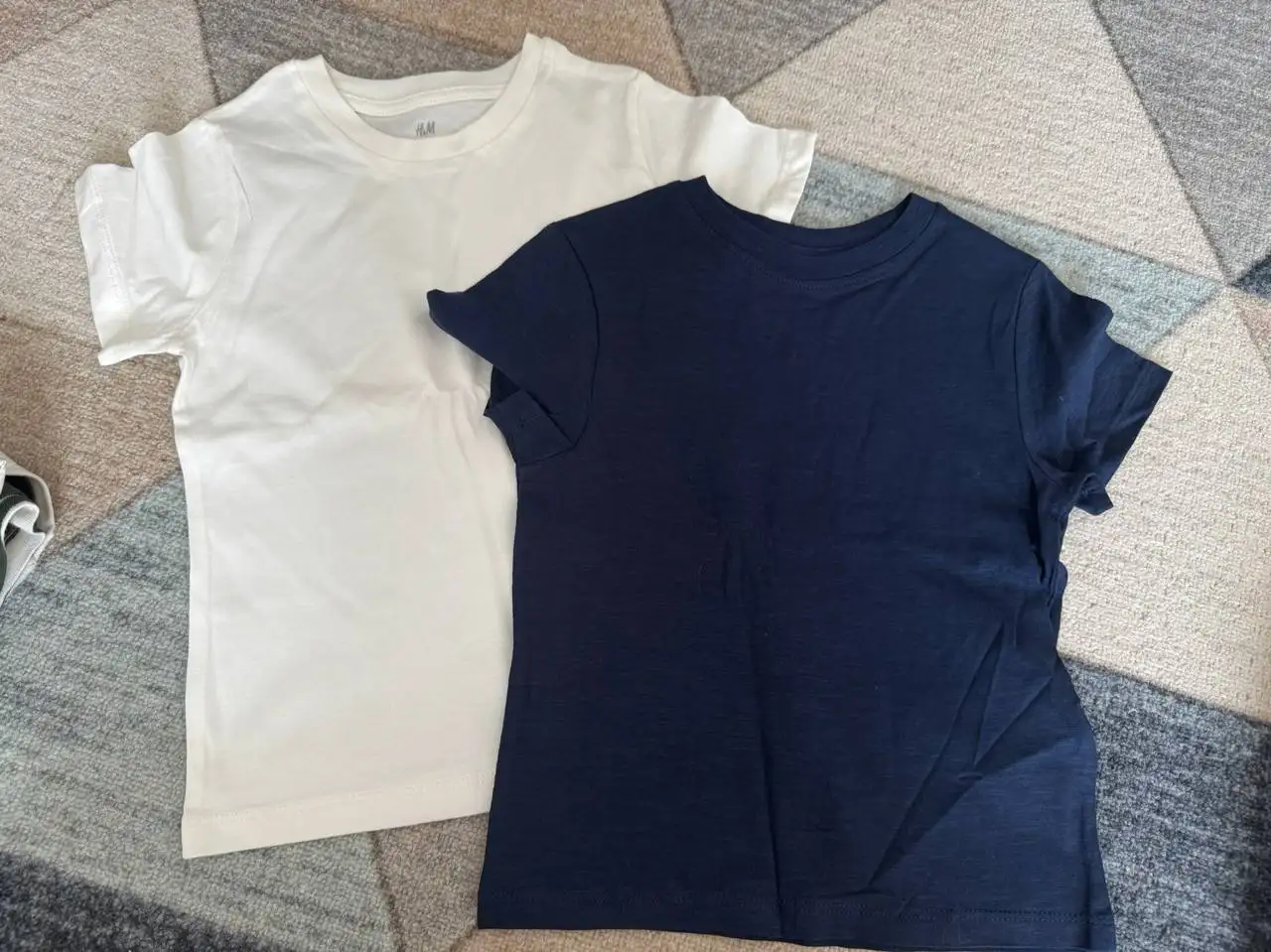 H&M детская одежда 98/104 размер, 2 шт - Одежда для детей (Товары для детей) в Сургут