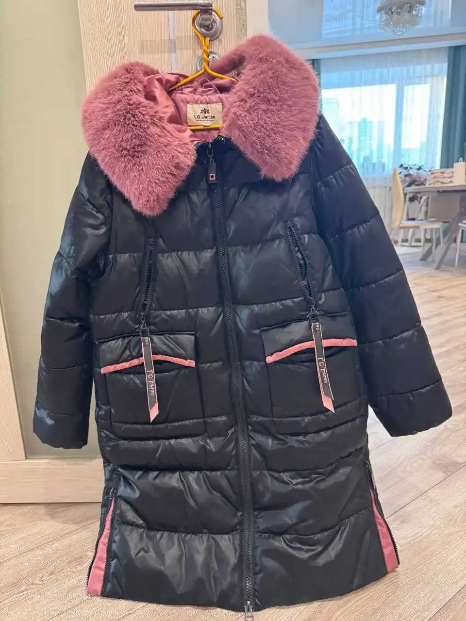 Детские зимние пуховики